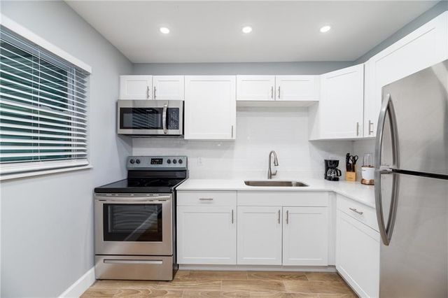 628 SW 14th Terrace, Fort Lauderdale, FL 33312