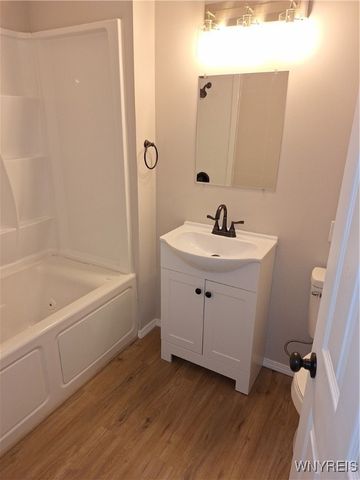 2921 Michigan Avenue, Niagara Falls, NY 14305