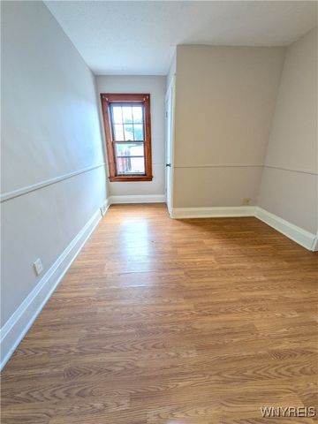 2921 Michigan Avenue, Niagara Falls, NY 14305