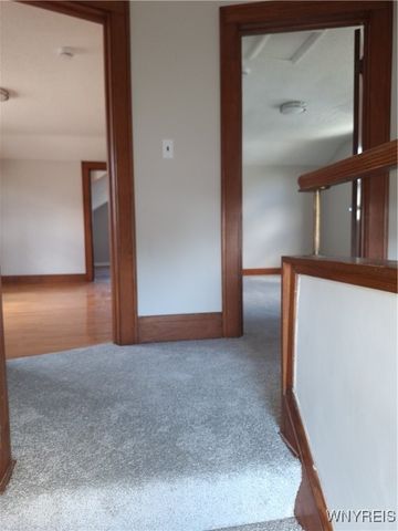 2921 Michigan Avenue, Niagara Falls, NY 14305