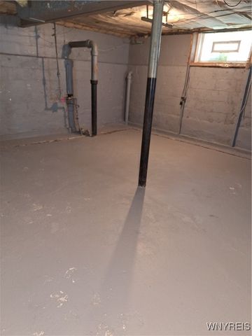 2921 Michigan Avenue, Niagara Falls, NY 14305