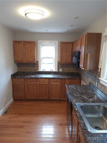 2921 Michigan Avenue, Niagara Falls, NY 14305