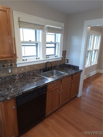 2921 Michigan Avenue, Niagara Falls, NY 14305