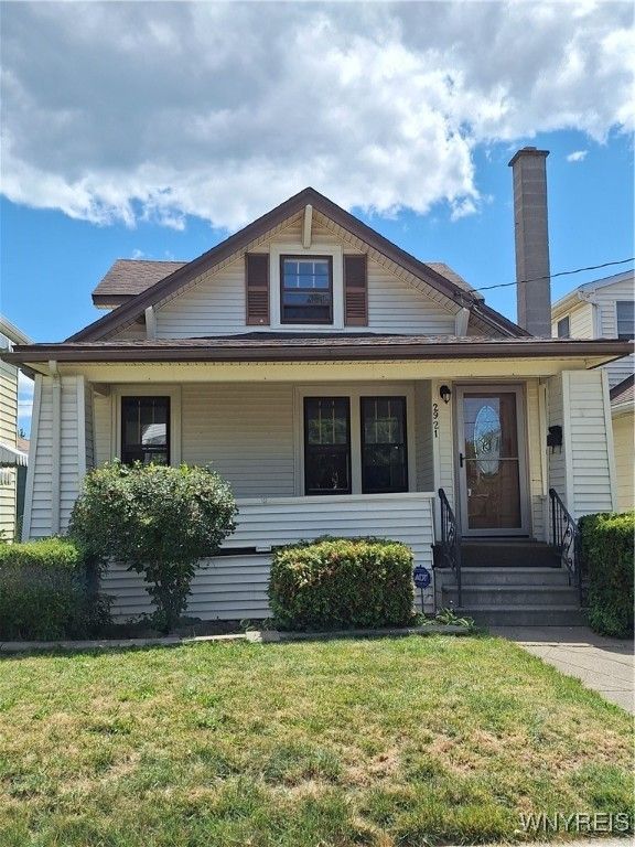 2921 Michigan Avenue, Niagara Falls, NY 14305