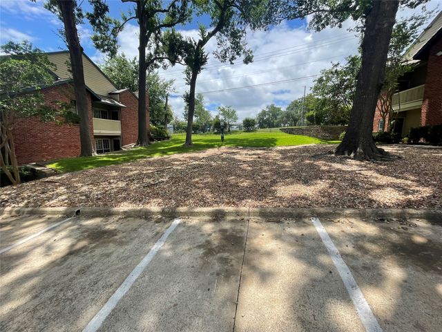 8601 Park Lane 413, Dallas, TX 75231