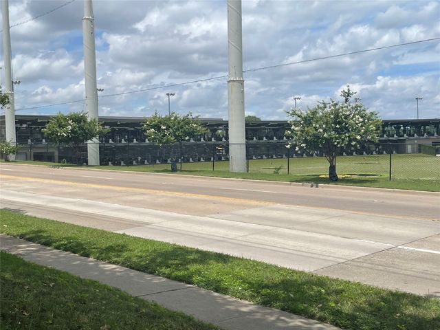 8601 Park Lane 413, Dallas, TX 75231