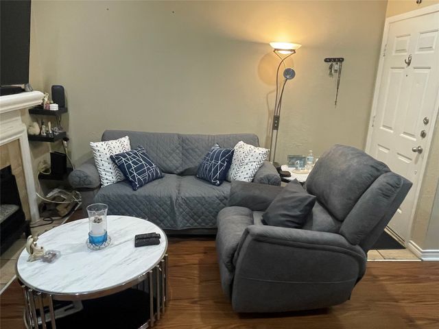 8601 Park Lane 413, Dallas, TX 75231