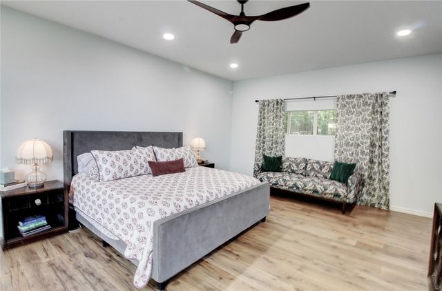 1010 E Rockwood Trail, Fayetteville, AR 72701