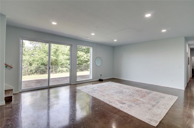 1010 E Rockwood Trail, Fayetteville, AR 72701