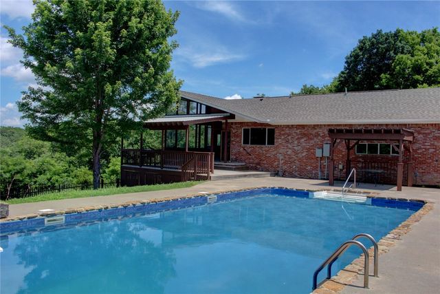 1010 E Rockwood Trail, Fayetteville, AR 72701