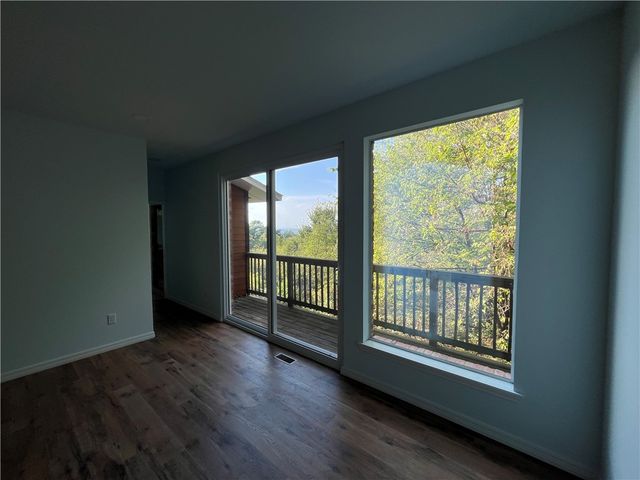 1010 E Rockwood Trail, Fayetteville, AR 72701