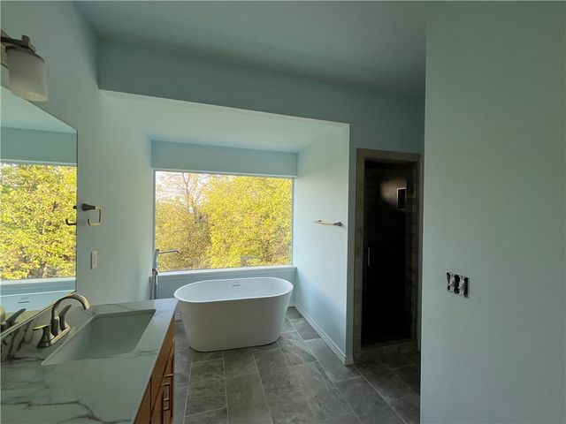 1010 E Rockwood Trail, Fayetteville, AR 72701