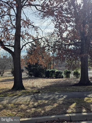 1104 OLD CANNON RD, Fort Washington, MD 20744