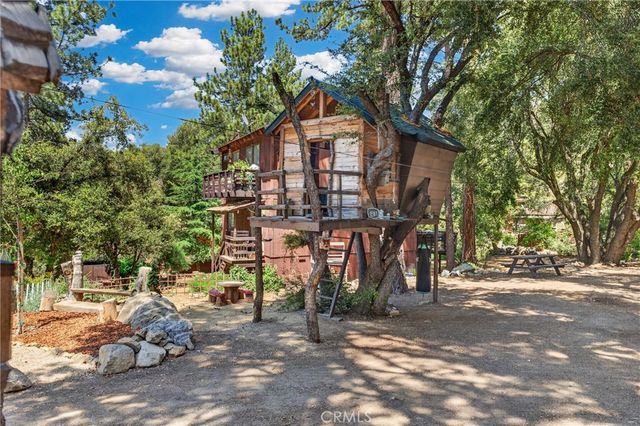 1908 Teton Way, Pine Mountain Club, CA 93222