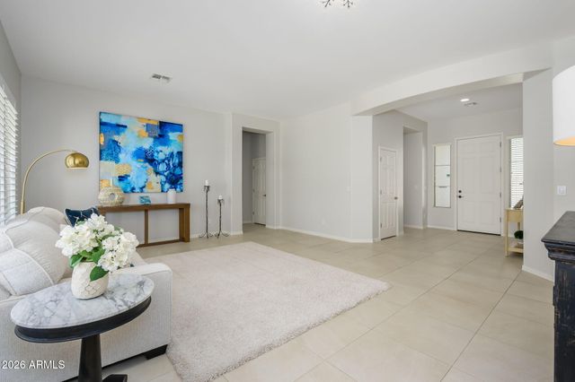 38723 N RED TAIL Lane, Phoenix, AZ 85086