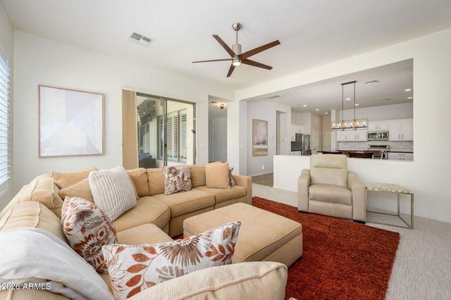 38723 N RED TAIL Lane, Phoenix, AZ 85086