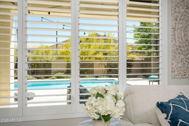 38723 N RED TAIL Lane, Phoenix, AZ 85086