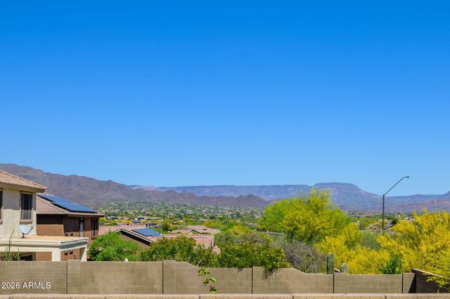 38723 N RED TAIL Lane, Phoenix, AZ 85086