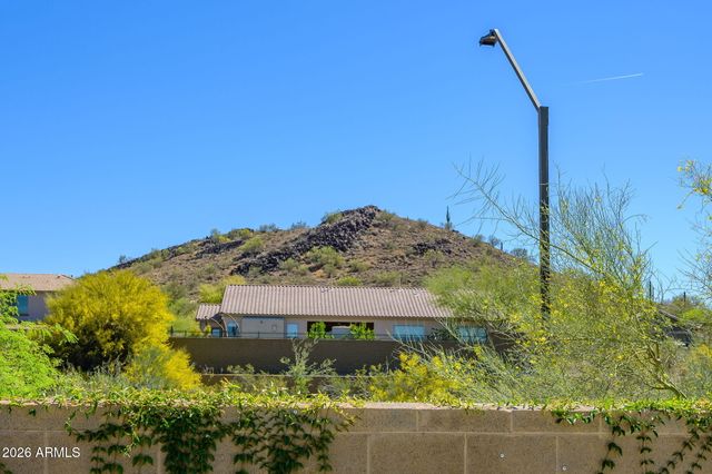 38723 N RED TAIL Lane, Phoenix, AZ 85086