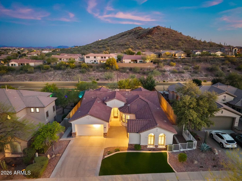 38723 N RED TAIL Lane, Phoenix, AZ 85086