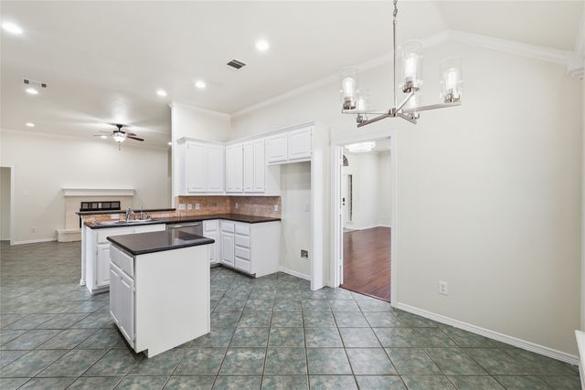 2636 Pine Springs Drive, Plano, TX 75093