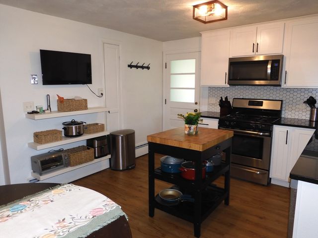 8 Glen Forest Lane, Methuen, MA 01844