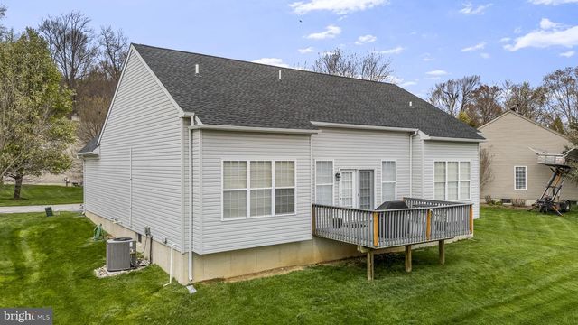 2103 JACOBS MILL CIR, Downingtown, PA 19335