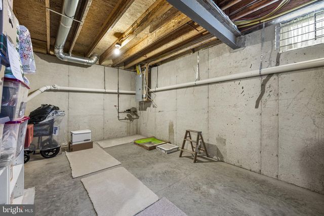 2103 JACOBS MILL CIR, Downingtown, PA 19335