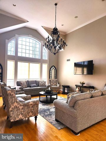 2103 JACOBS MILL CIR, Downingtown, PA 19335