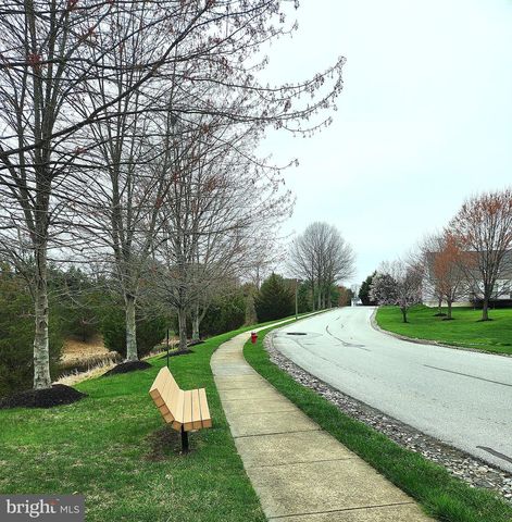2103 JACOBS MILL CIR, Downingtown, PA 19335