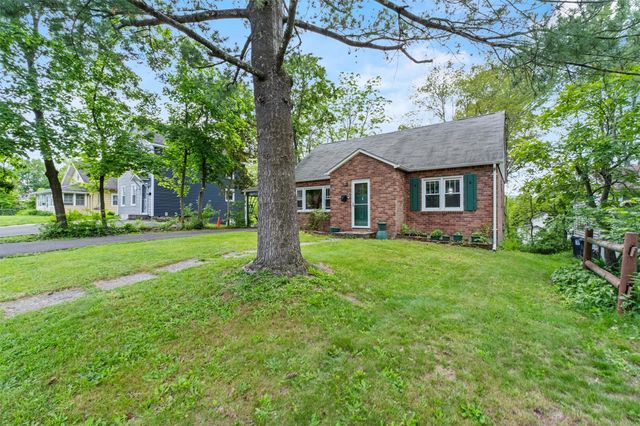5 Fairview Avenue, New Paltz, NY 12561