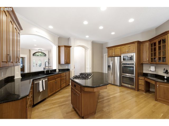 9760 Sw 167TH Pl, Beaverton, OR 97007