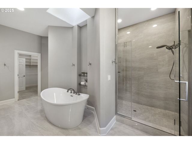 9760 Sw 167TH Pl, Beaverton, OR 97007