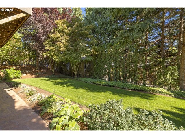 9760 Sw 167TH Pl, Beaverton, OR 97007