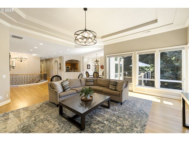 9760 Sw 167TH Pl, Beaverton, OR 97007