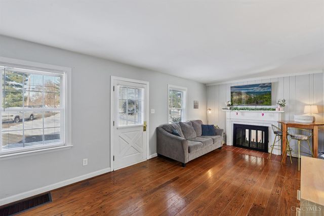 6009 Cleves Warsaw Pike, Delhi Twp, OH 45233