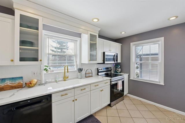 6009 Cleves Warsaw Pike, Delhi Twp, OH 45233