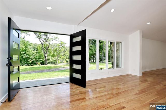 51 Mill Road Extension, Woodcliff Lake, NJ 07677