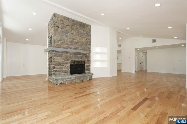 51 Mill Road Extension, Woodcliff Lake, NJ 07677