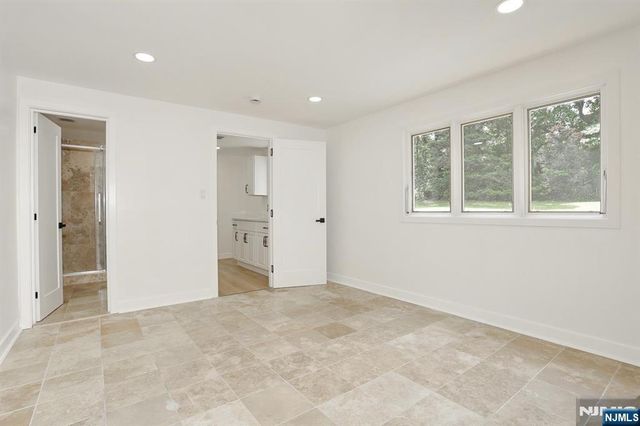 51 Mill Road Extension, Woodcliff Lake, NJ 07677