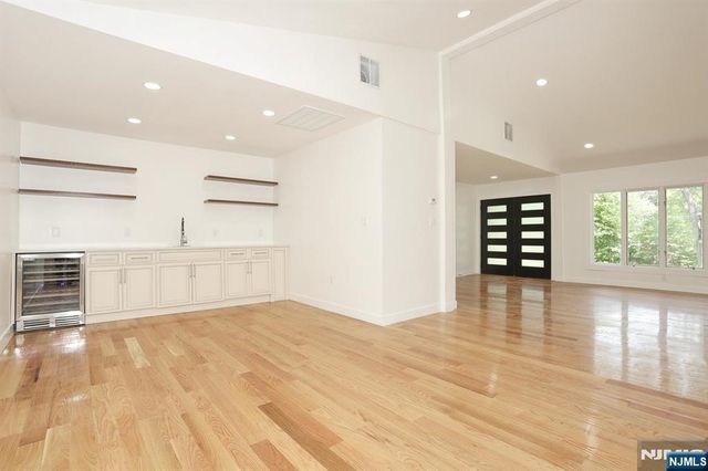 51 Mill Road Extension, Woodcliff Lake, NJ 07677