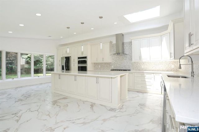 51 Mill Road Extension, Woodcliff Lake, NJ 07677