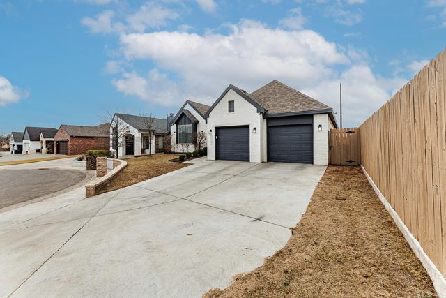 2311 105th Street, Lubbock, TX 79423