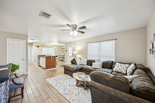 805 Phillips Street, Cleburne, TX 76033