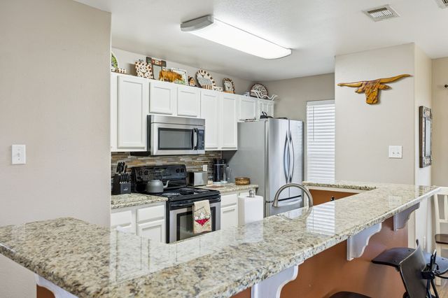 805 Phillips Street, Cleburne, TX 76033