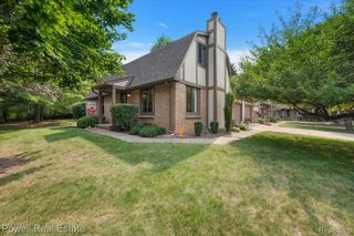 1938 Allenway Court, Rochester Hills, MI 48309