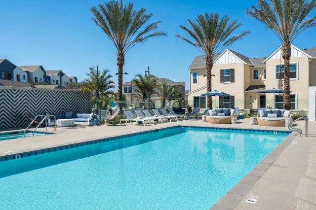 3075 Avenida Torcello 4, Chula Vista, CA 91913