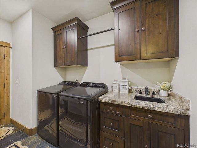 350 Foxtail Dr, Black Hawk, CO 80422
