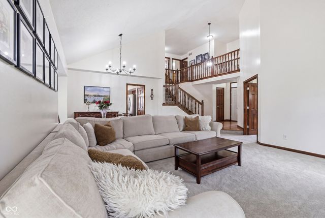 1003 Saratoga Circle, Carmel, IN 46280