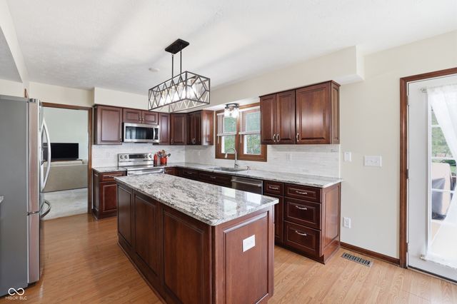 1003 Saratoga Circle, Carmel, IN 46280